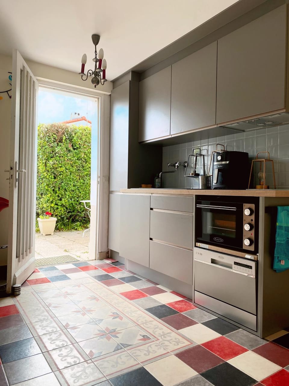 Kitchen or kitchenette, Living room