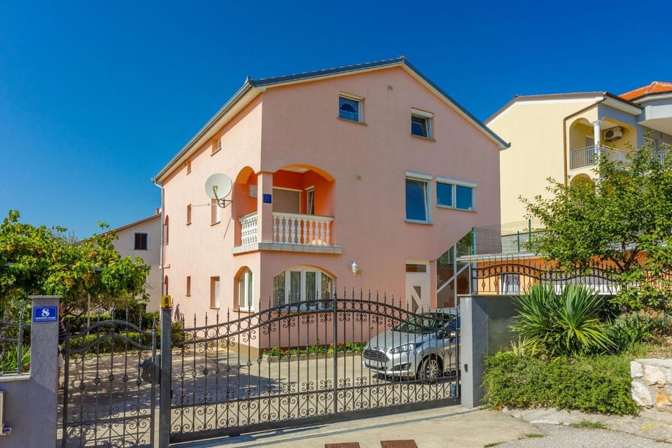 Apartments Amaic1 Apartment in Crikvenica
