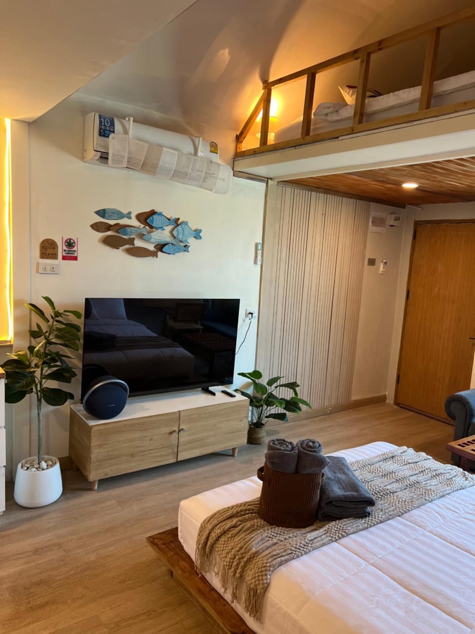 TV and multimedia, Living room