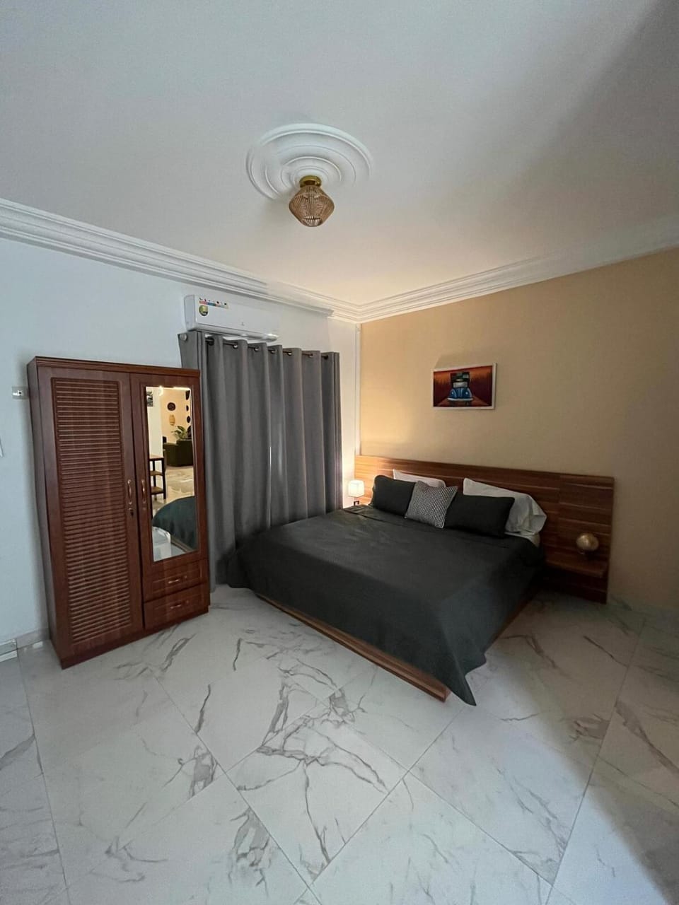 Bed, Bedroom, wardrobe, air conditioner