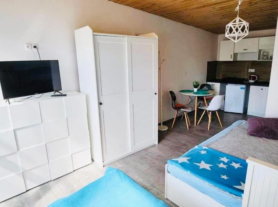 Pokoje u Ali Bed and Breakfast in West Pomeranian Voivodeship, Poland