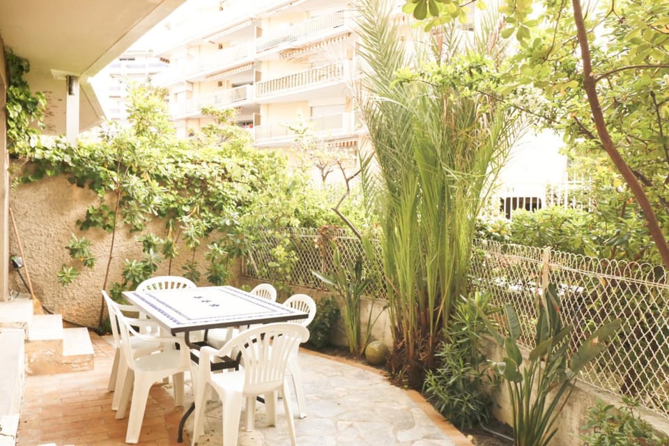 Garden, Garden, Balcony/Terrace
