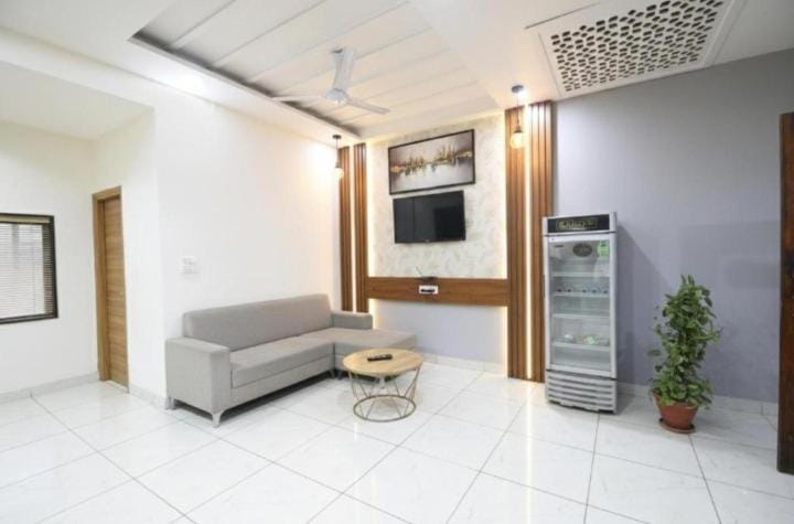 Hotel Red ark inn Hotel in Chandigarh