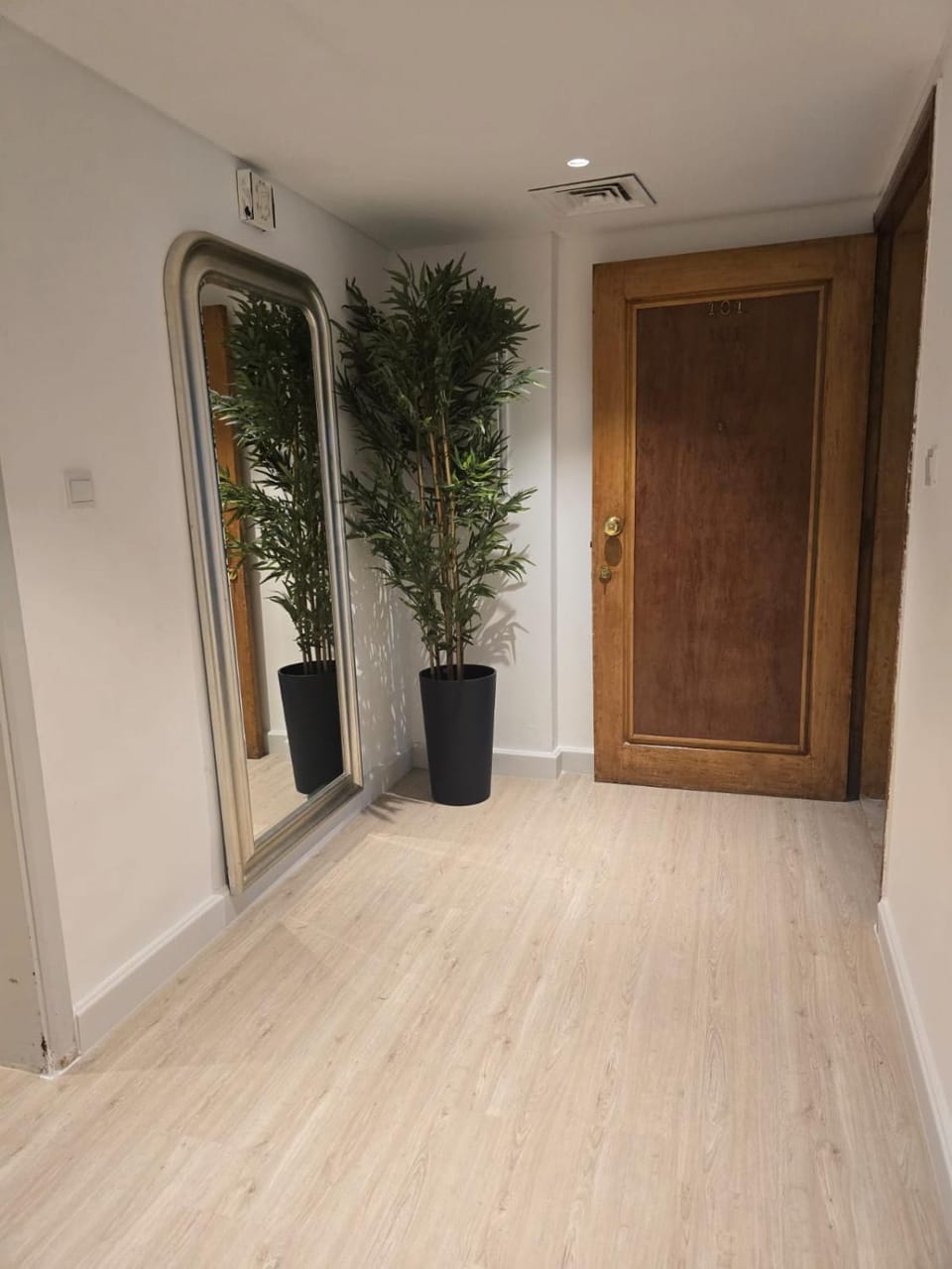2bedrooms flat with balcony Apartment in Abu Dhabi
