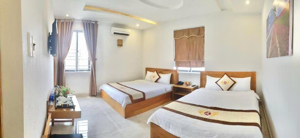 Tan Hoang Long beachfront hotel-Apartment ,Da Nang Hotel in Da Nang