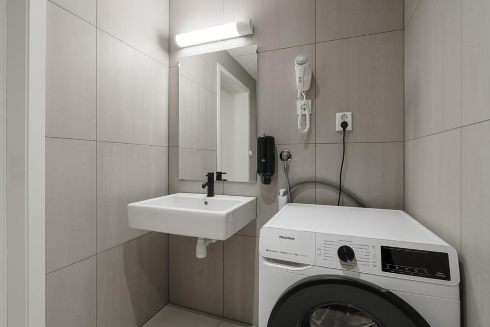Bathroom, washing machine
