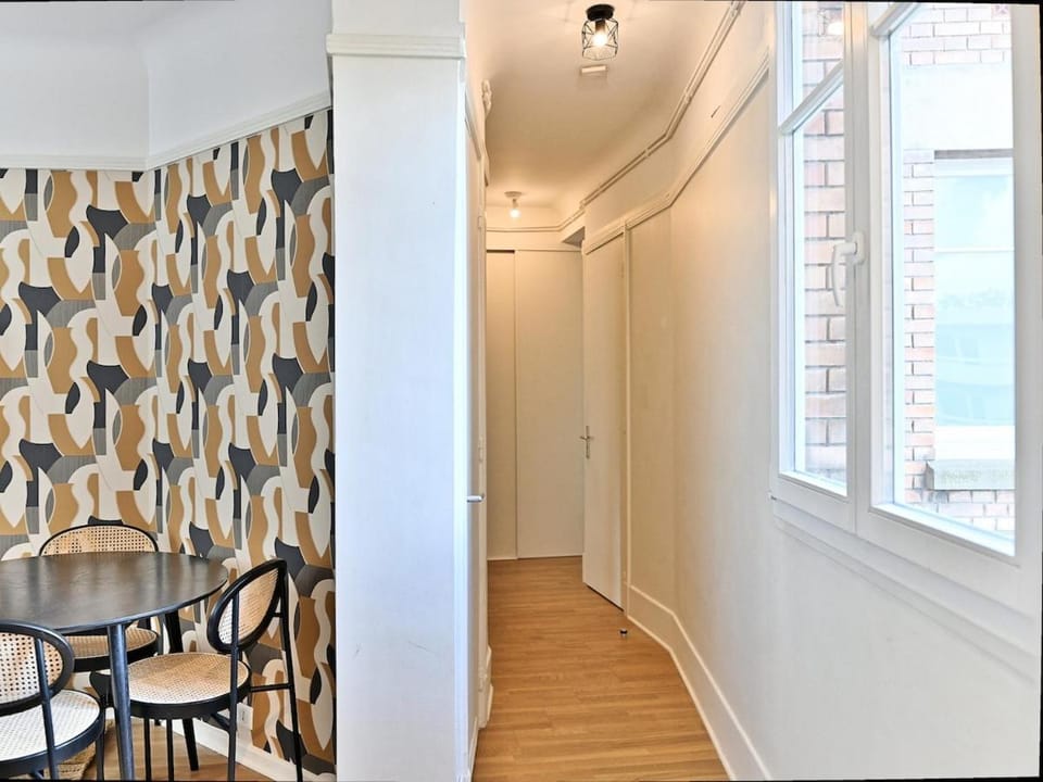 Calme et lumière au cœur de Neuilly Apartment in Levallois-Perret