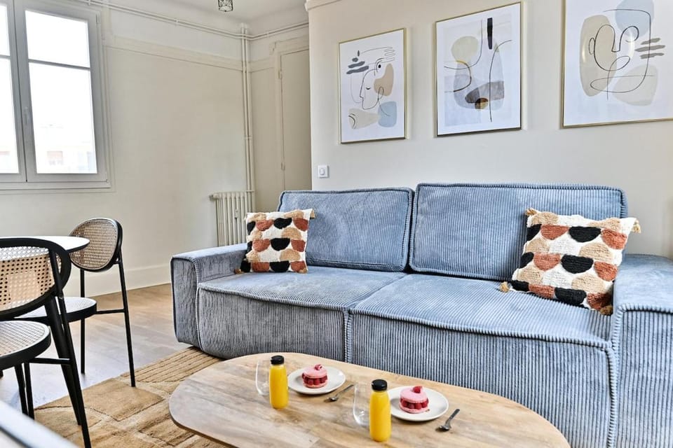 Calme et lumière au cœur de Neuilly Apartment in Levallois-Perret