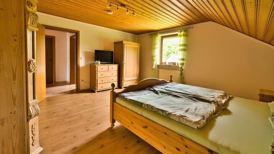Property building, Living room, Bedroom