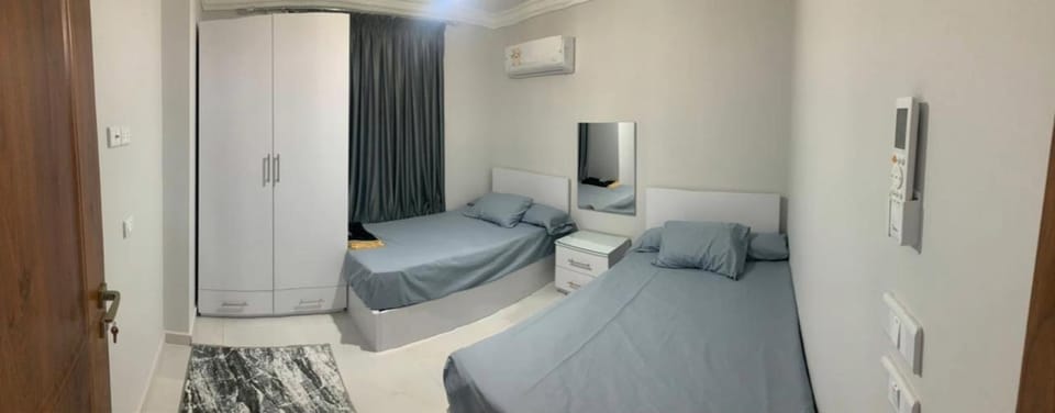 Bed, Photo of the whole room, Bedroom, wardrobe, air conditioner