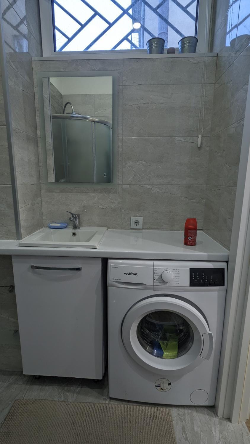 Затишна квартира близько залізничного вокзалу Apartment in Lviv