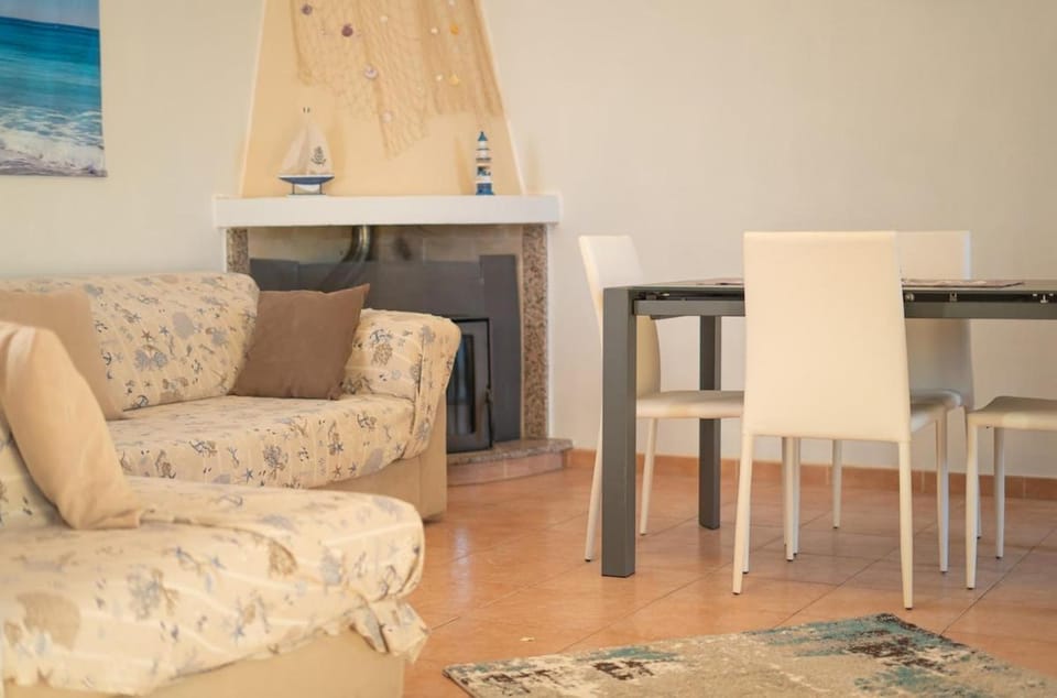 Posada, Comfortable in a great location - Veranda Apartment in Sardinia
