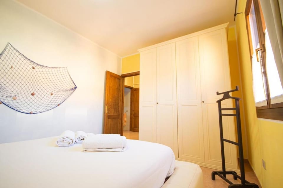 Posada, Comfortable in a great location - Veranda Apartment in Sardinia