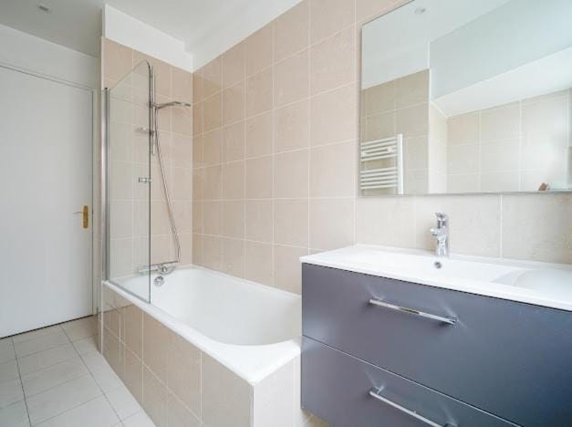 Havre intime et lumineux à Neuilly Apartment in Levallois-Perret