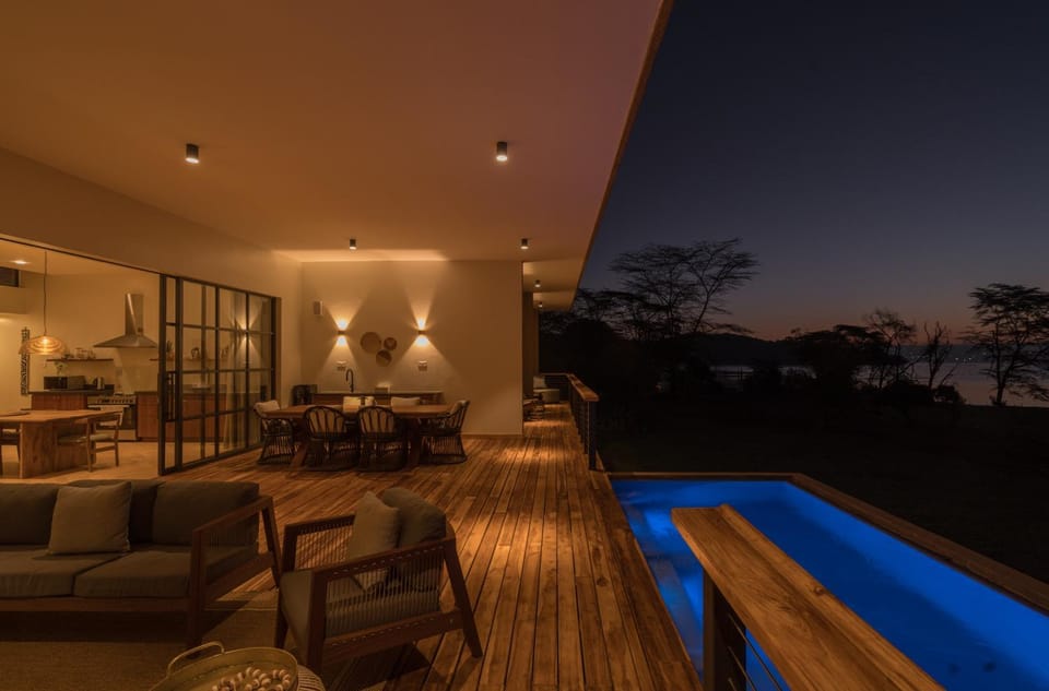 Patio, Night, Natural landscape, View (from property/room), Balcony/Terrace, Seating area, Pool view