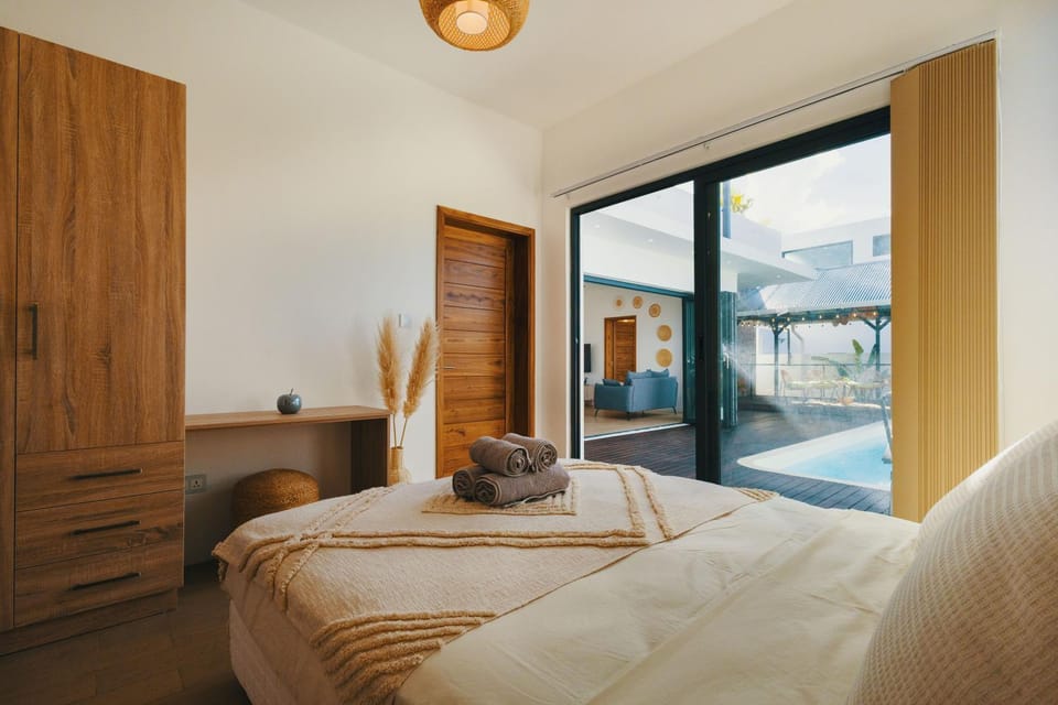 Bed, Photo of the whole room, Bedroom, towels, wardrobe