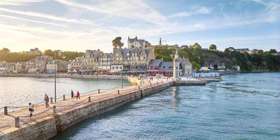 Camping Bel Air - Cancale Campground/ 
RV Resort in Cancale