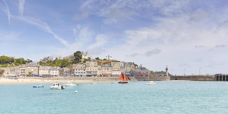 Camping Bel Air - Cancale Campground/ 
RV Resort in Cancale