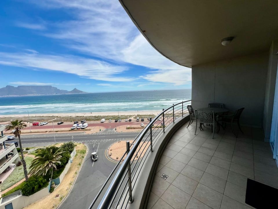606 Portico Apartment in Cape Town