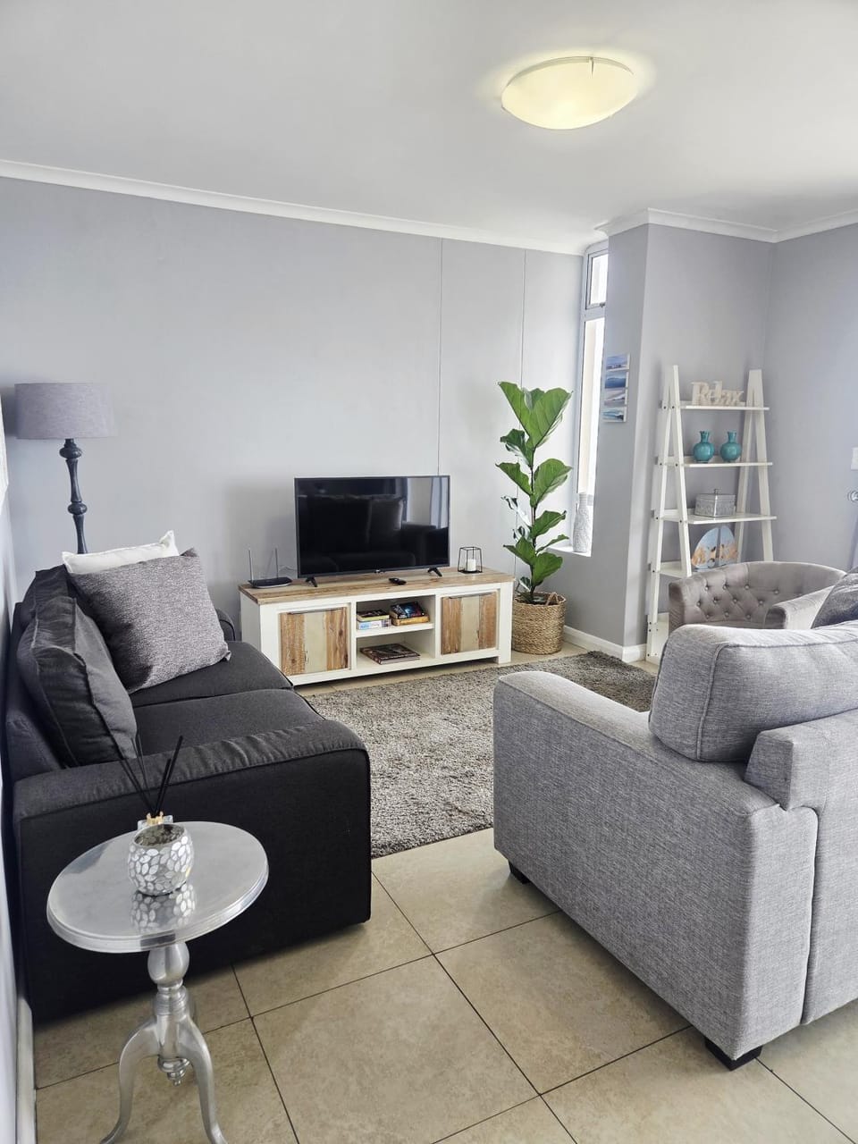 606 Portico Apartment in Cape Town