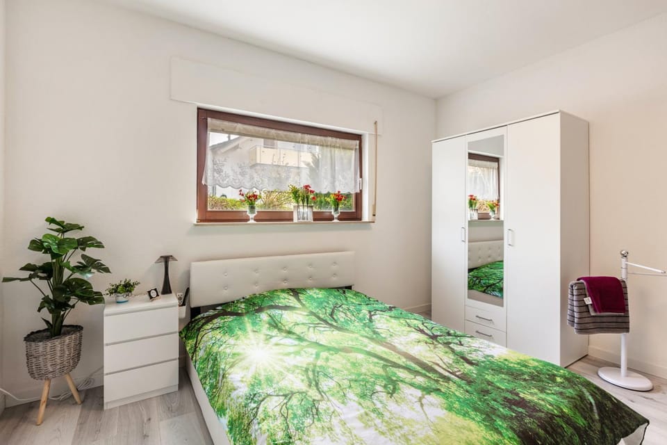Living room, Bedroom