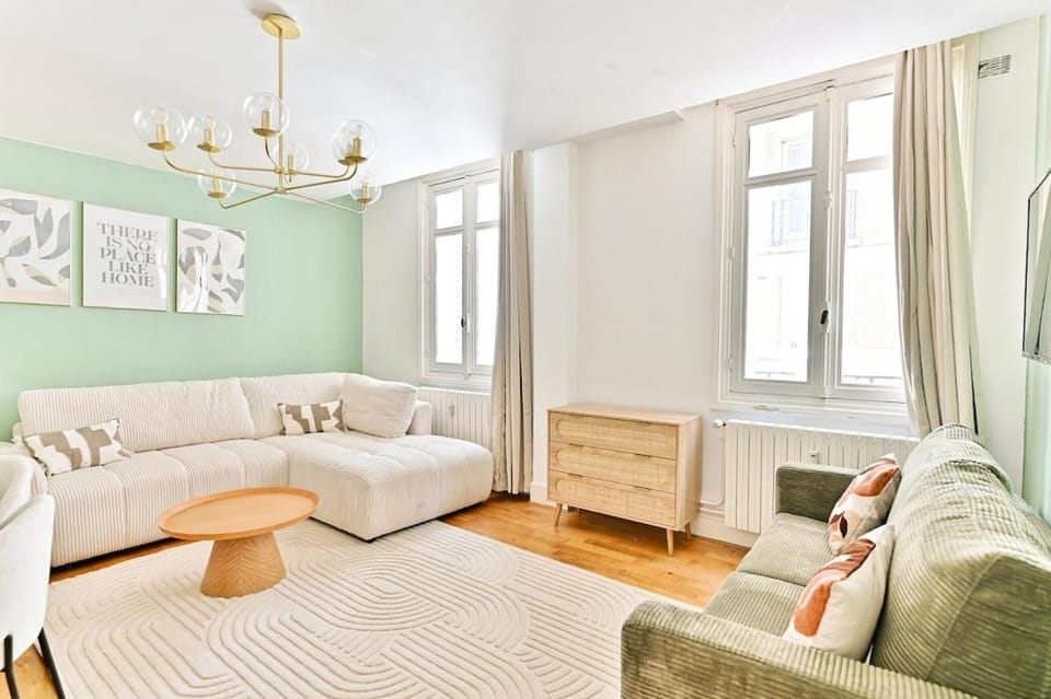 Élégant appartement au cœur de Neuilly Apartment in Levallois-Perret
