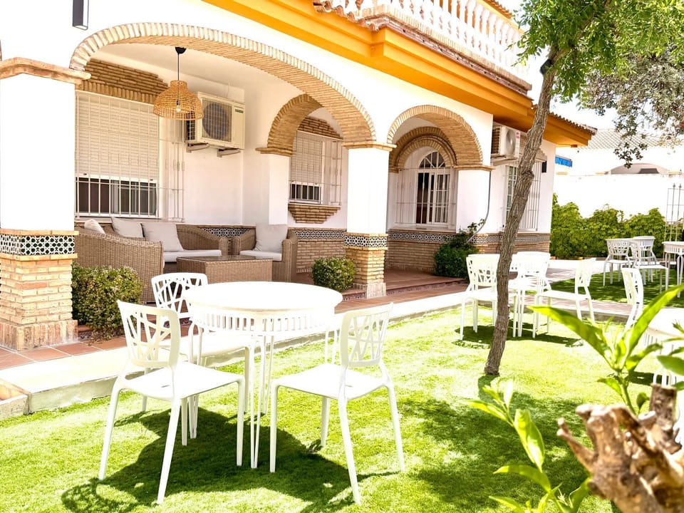 Garden, Balcony/Terrace