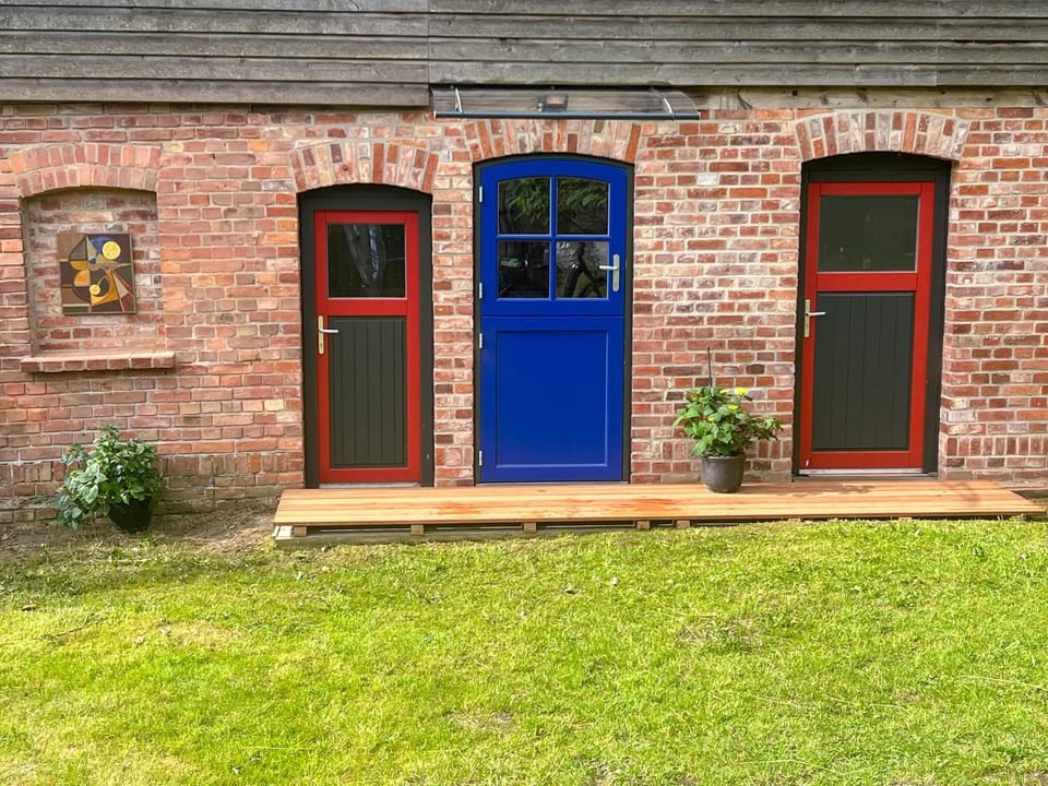 Property building, Facade/entrance