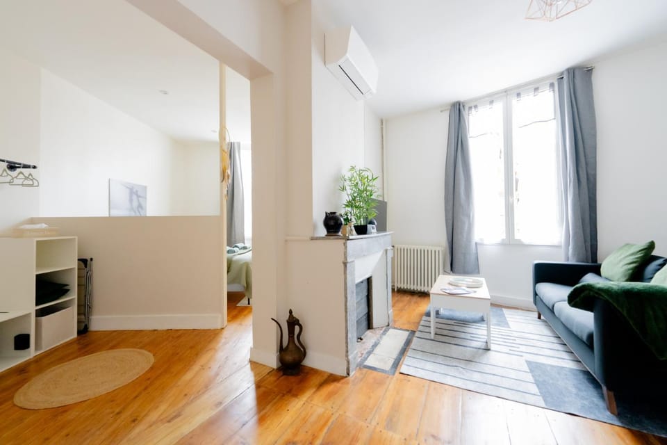 Living room, Bedroom