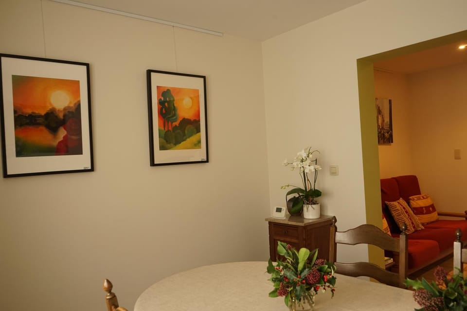 Communal lounge/ TV room, Decorative detail, Dining area