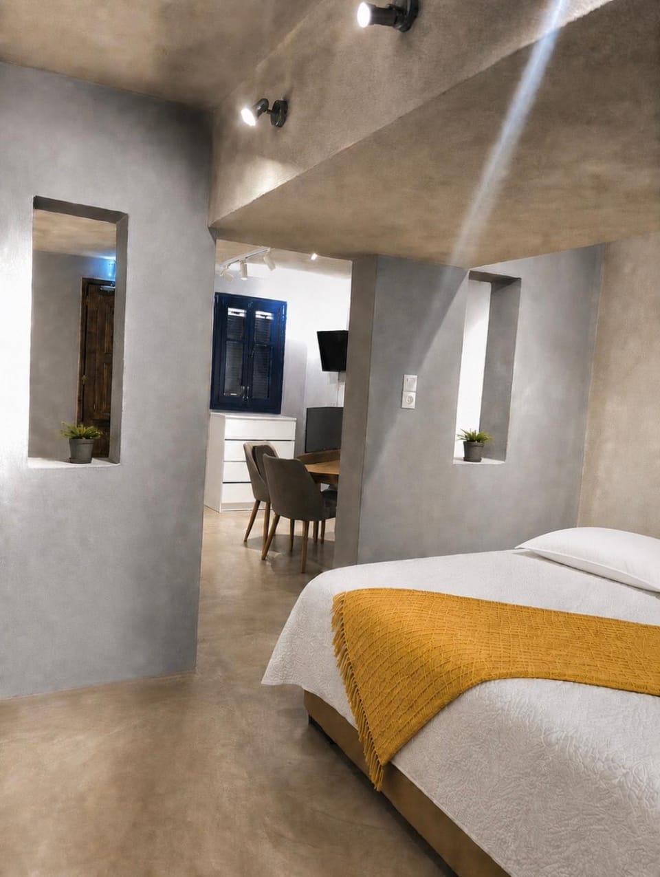Dining area, Bedroom