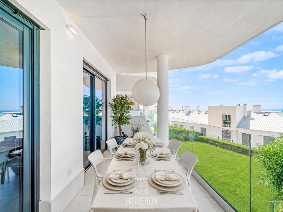 Day, View (from property/room), Balcony/Terrace, Garden view