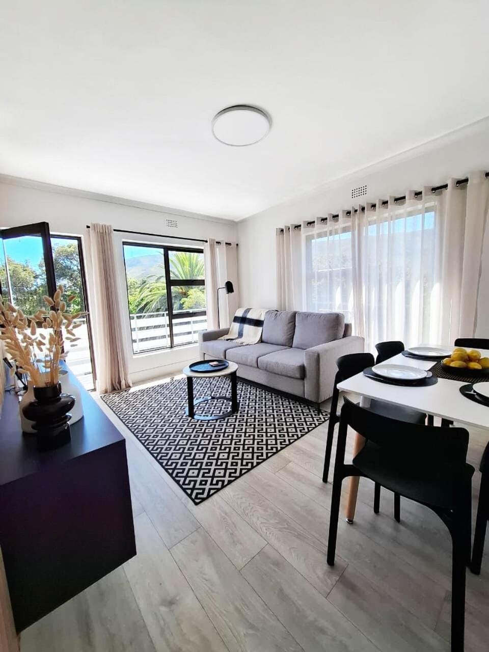 Belle View Apartment Apartment in Hermanus