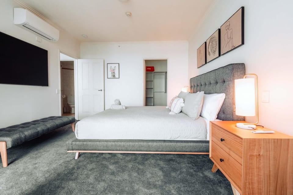 Spacious Apt with River Views - Amazing Facilities! Apartment in Surfers Paradise Boulevard