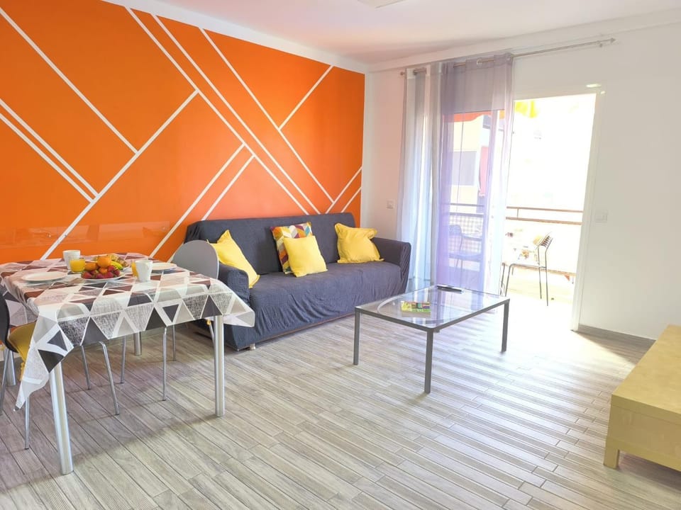 Living room, Lounge or bar