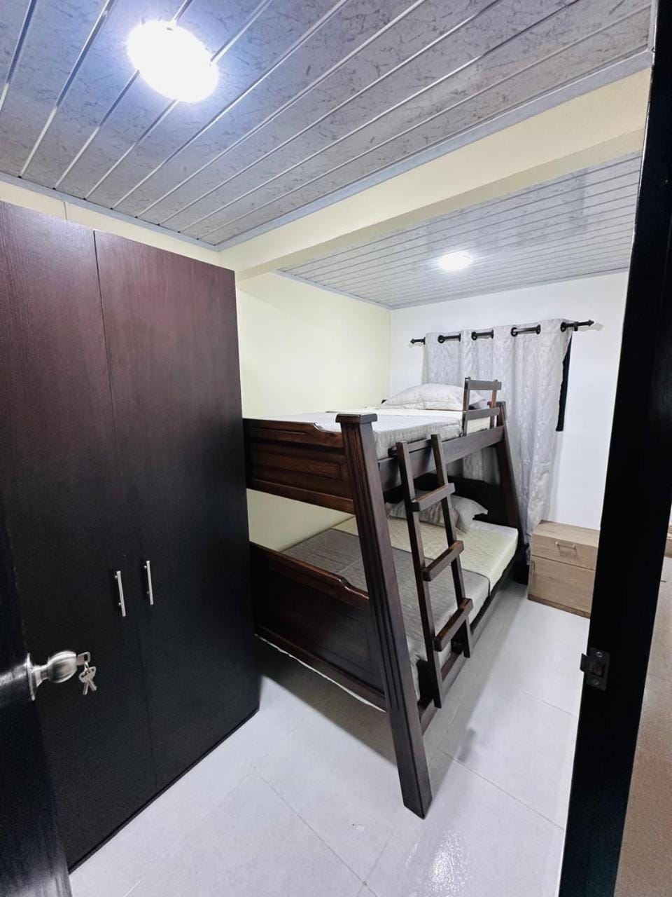 bunk bed