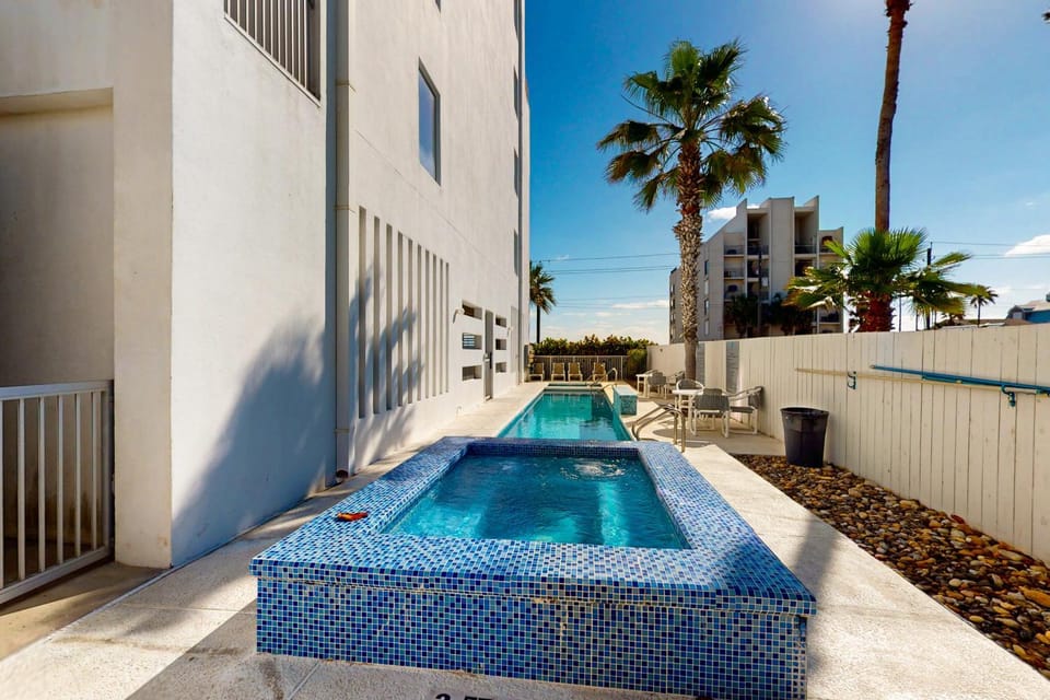 Lantana Cove #203 Apartment in South Padre Island