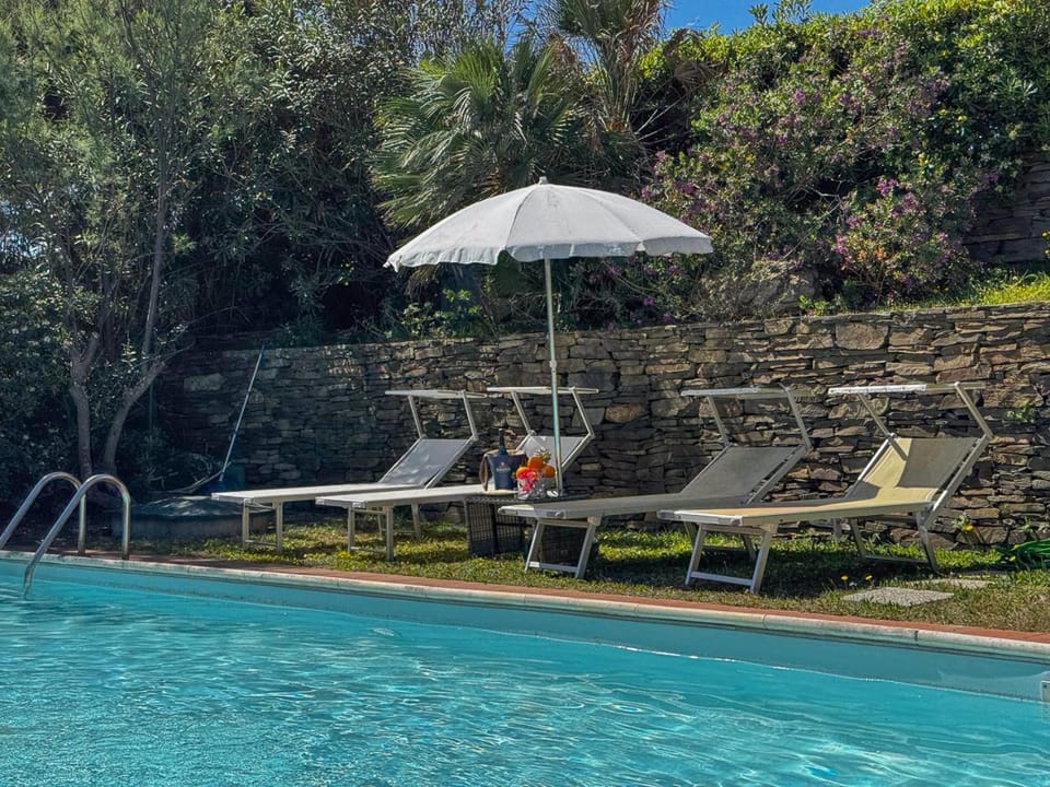 Villa Gilda - Private Pool by Host Hero Villa in Punta de su Torrione