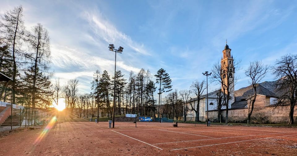 Tennis court