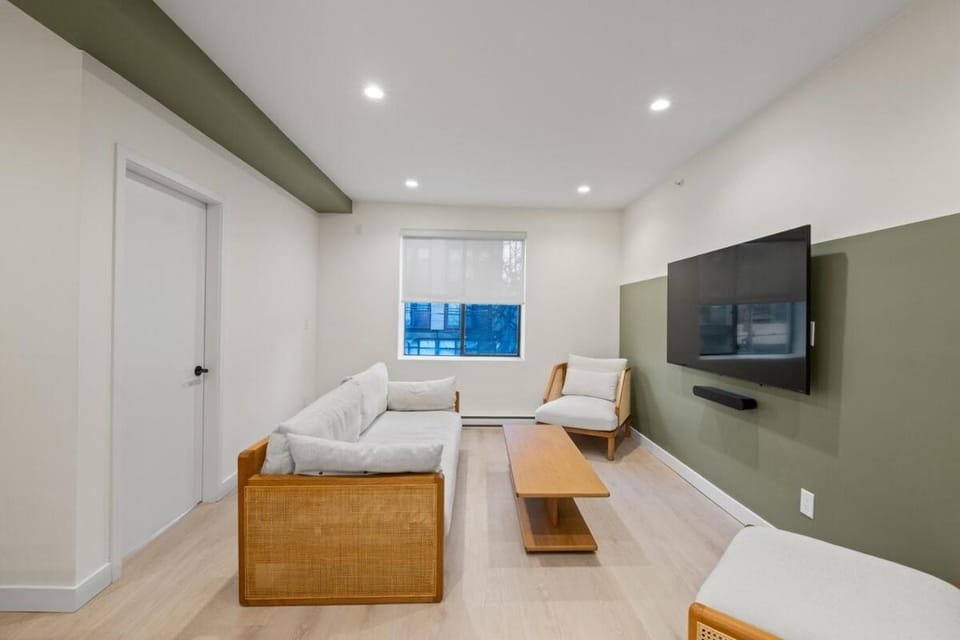 TV and multimedia, Living room