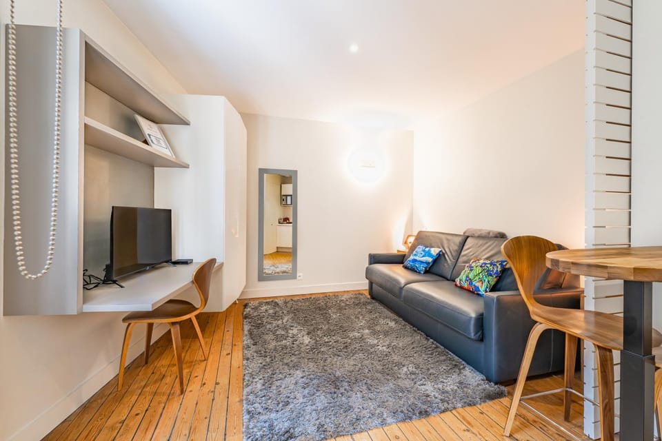 Appartements de standing très bien situé aux portes de Quinconces Apartment in Bordeaux