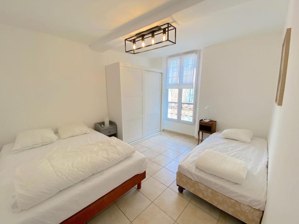 T3 neuf terrasse et garage Apartment in French Riviera