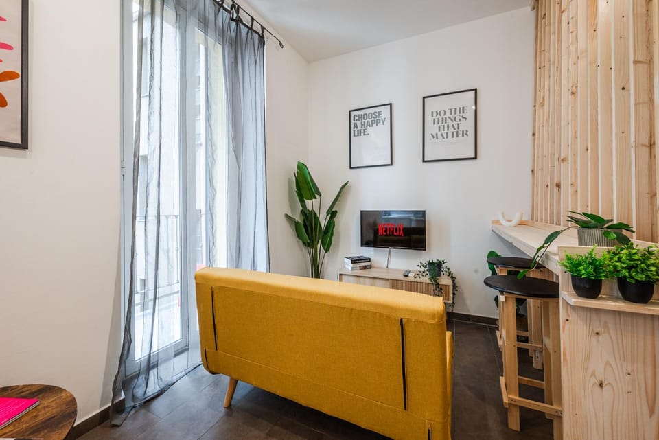 Cozy Boutique Suite in Porta Venezia Apartment in Milan