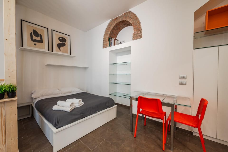 Cozy Boutique Suite in Porta Venezia Apartment in Milan