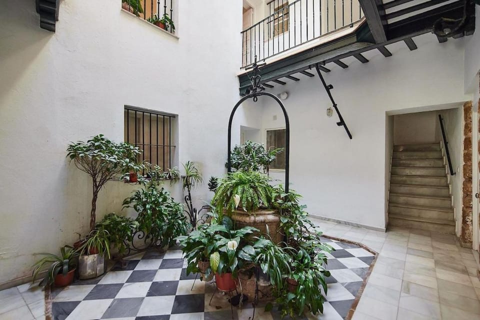 Apartment Mesón Cádiz by LiveWork Apartment in Cadiz