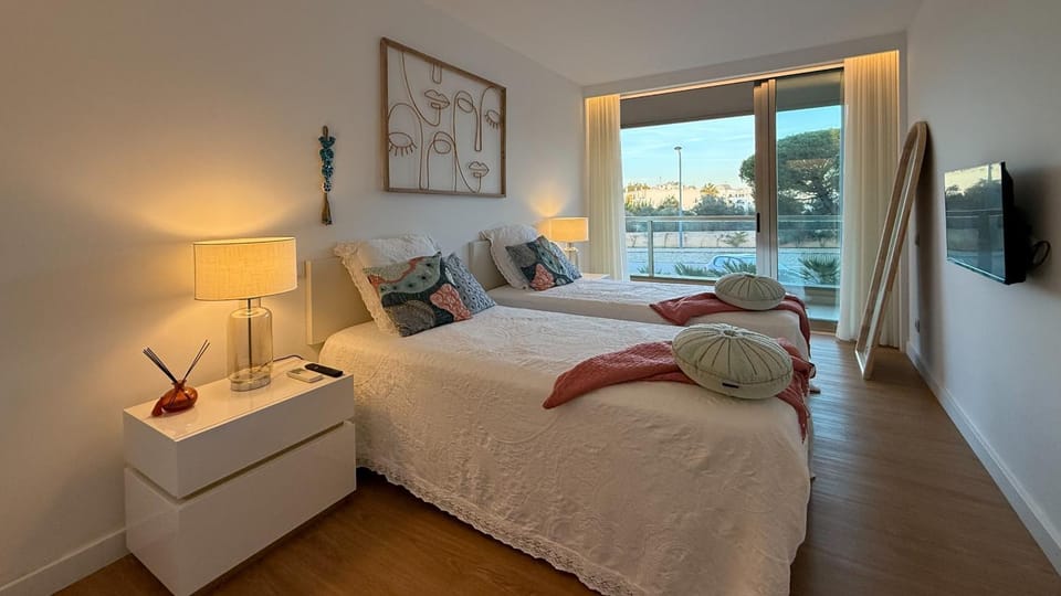 Herdade dos Salgados, T3 8B-1B, Vila das Lagoas Apartment in Guia