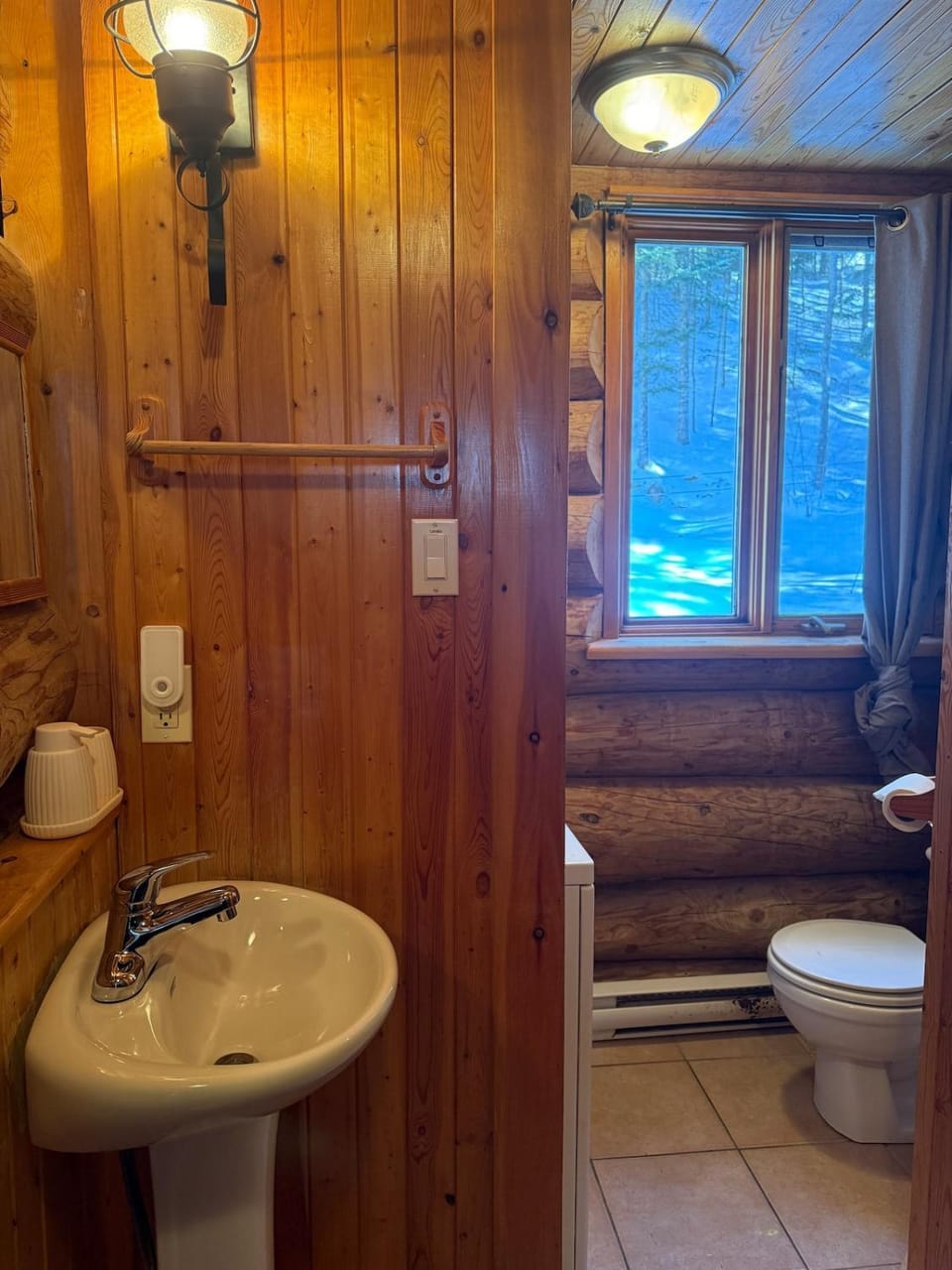 Toilet, Bathroom