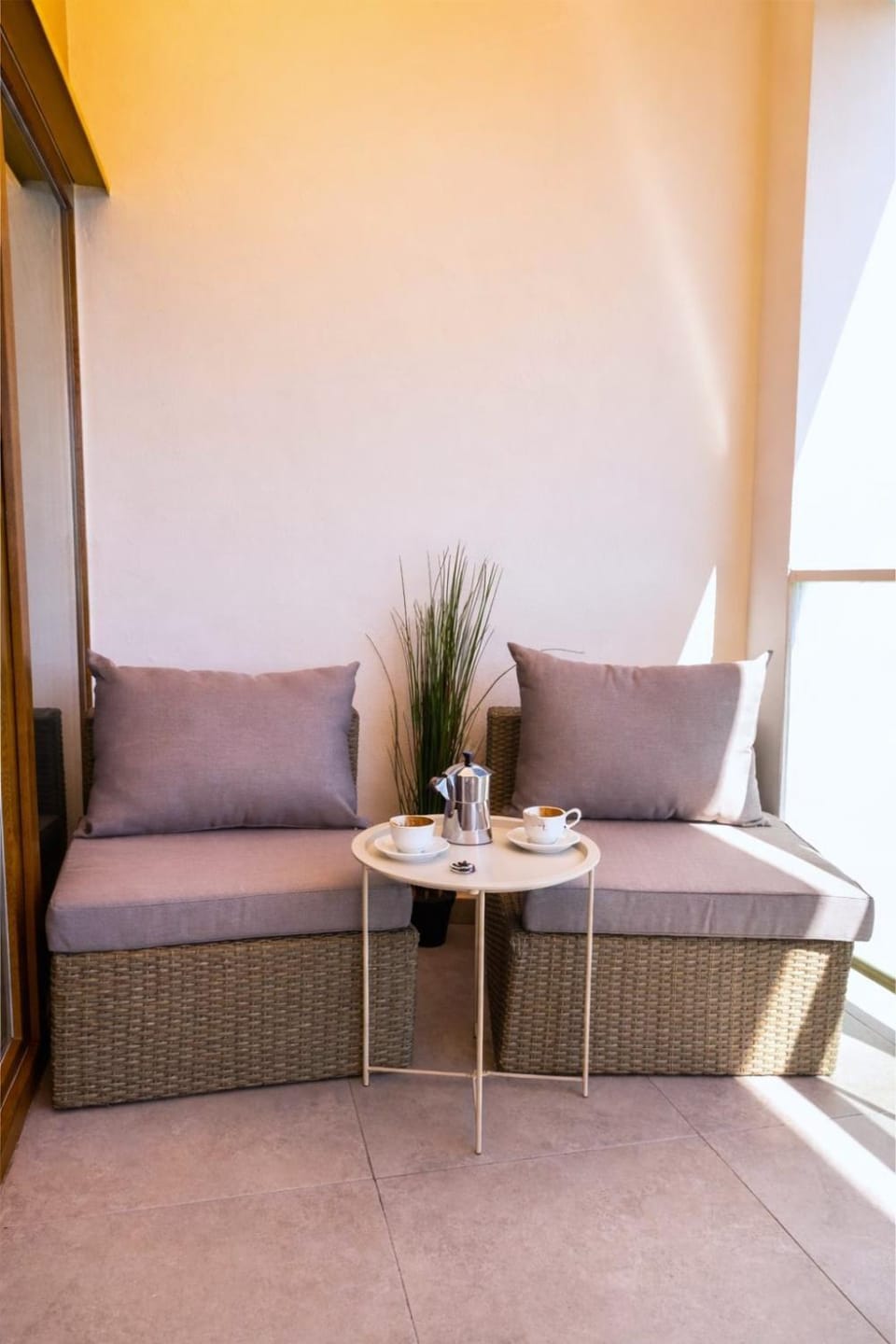 Alba Marina Apartment, with 3 Bedrooms and Hotel Pool Apartment in Lagos
