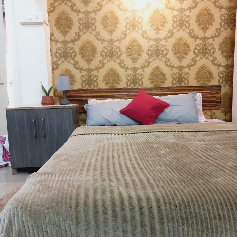 Lovely room in koregaon park Vacation rental in Pune