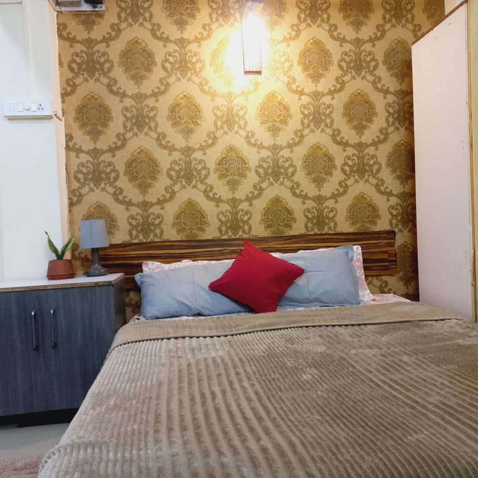 Lovely room in koregaon park Vacation rental in Pune